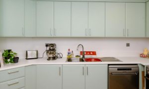 autocolant mobilă folie.ro